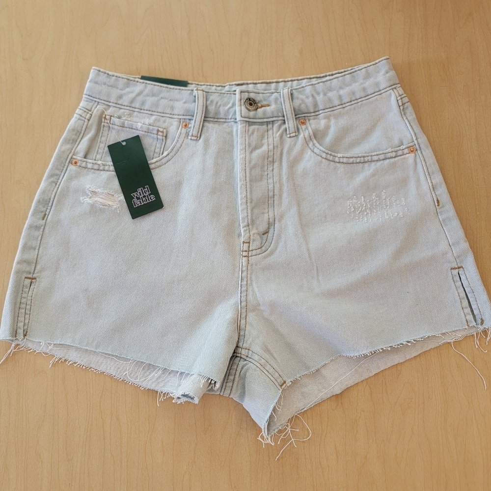 NWT Wild Fable High Waist Light Blue Denim Cutoff Women Shorts Size 6